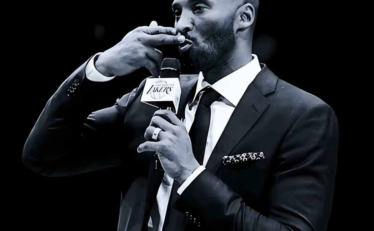 Kobe Bryant Signed Card